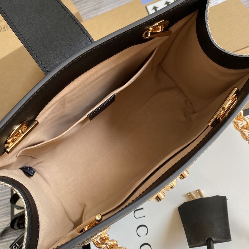 Gvc*1 tote bags